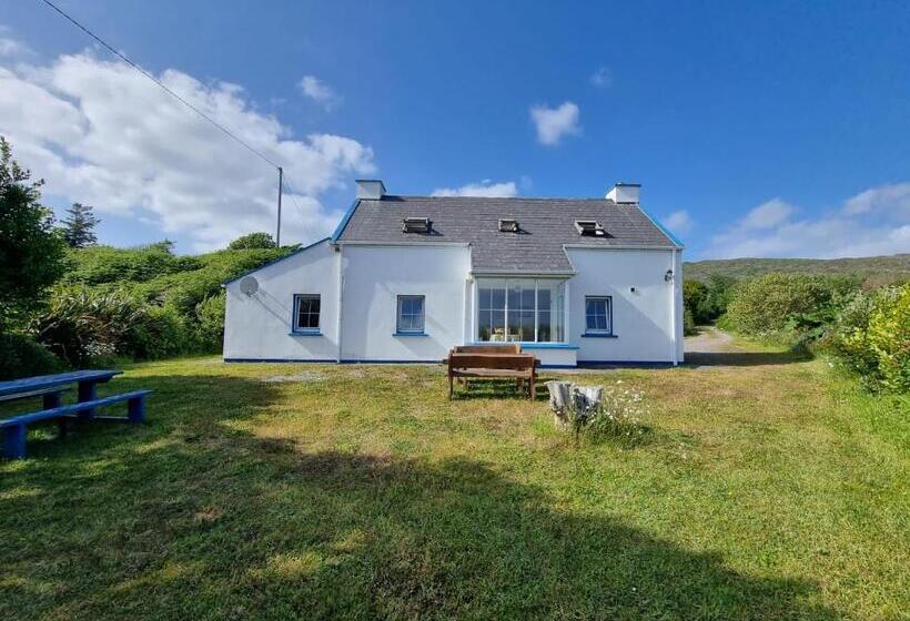 Bed and Breakfast Ocean Breeze Cottage