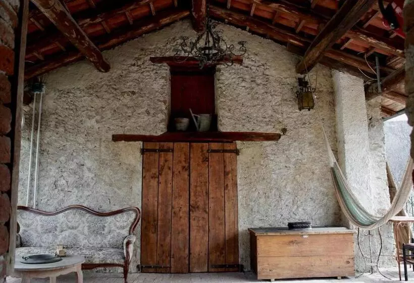 ホテル Agriturismo La Molina
