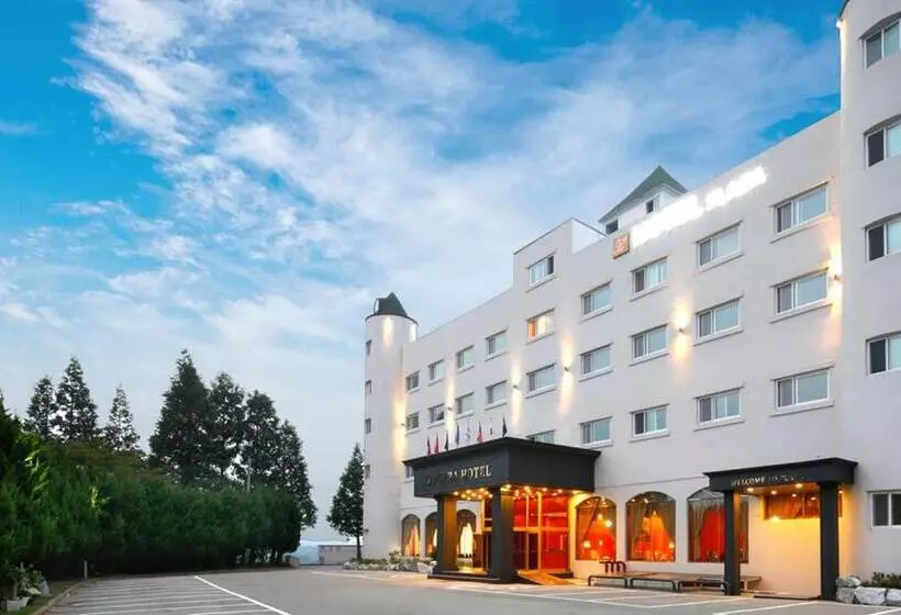 Hotelli Anmyeondo Plaza