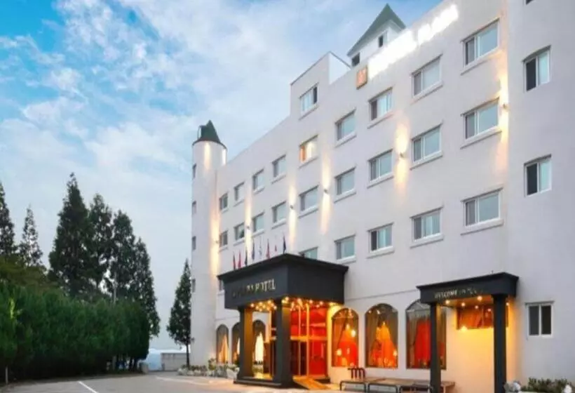 Hotelli Anmyeondo Plaza