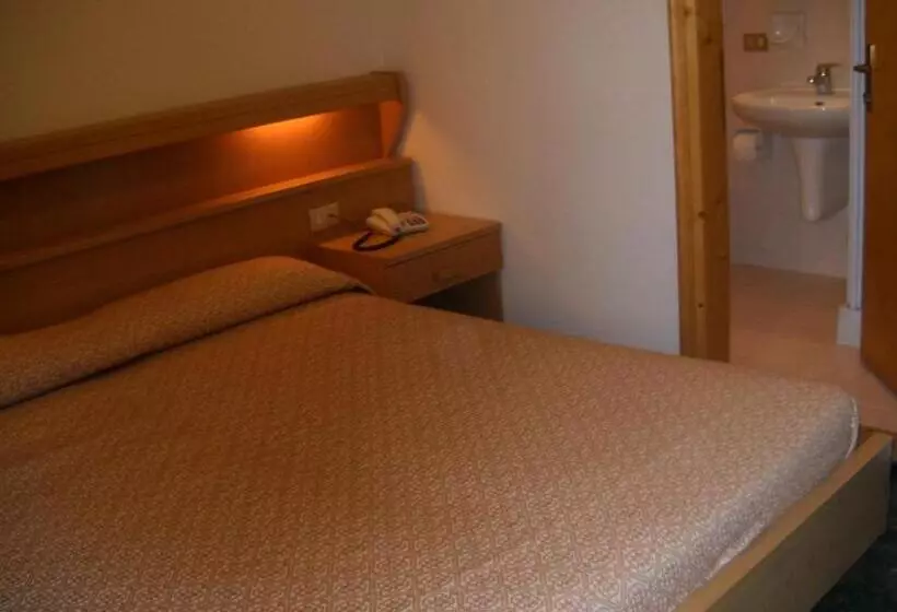 ホテル B&b Chiara  Alleghe