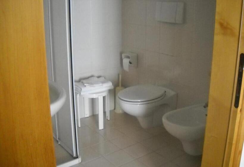 Отель B&b Chiara  Alleghe