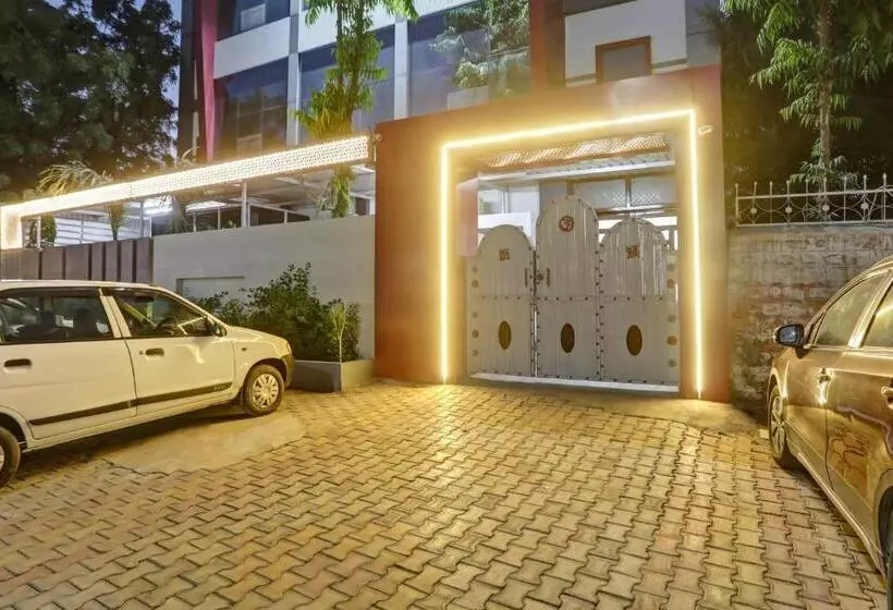 Hotelli Collection O Ravidarshan