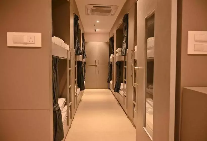 Hôtel Capsule Bed & Bread Dormitory