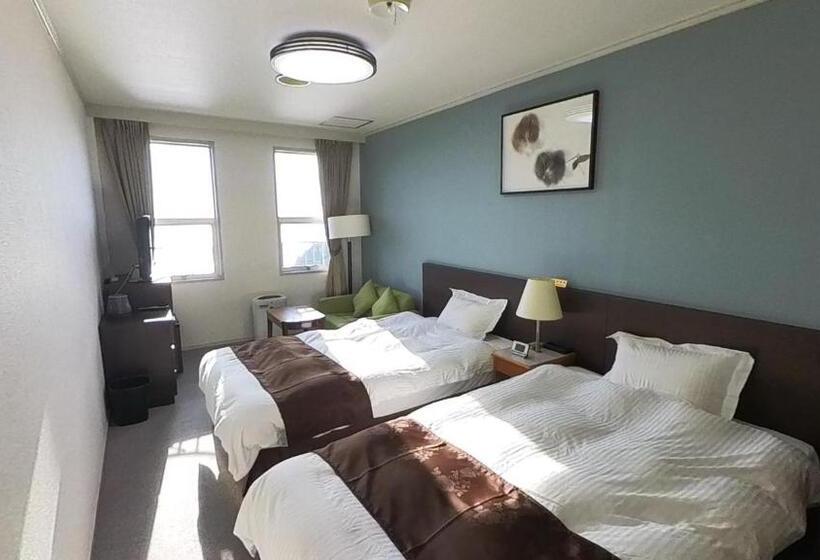 בית מלון כפרי Green Plaza Shodoshima   Vacation Stay 81202v