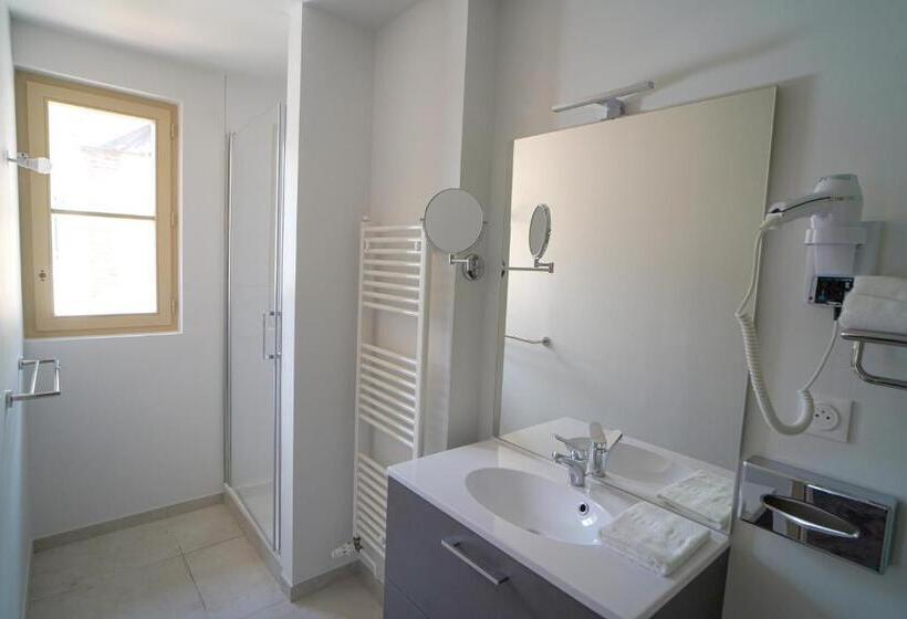 Отель Hôtel De La Croix Blanche