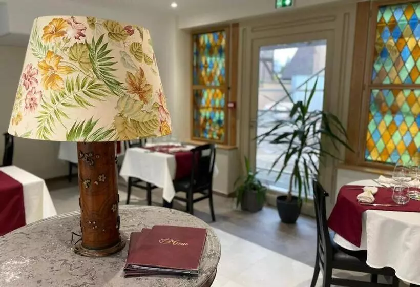 Hotelli Hôtel De La Croix Blanche