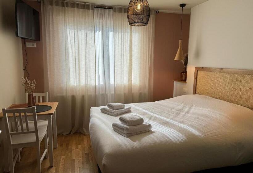 בית מלון כפרי La Maison D Irmine