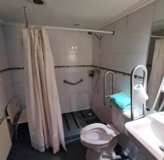 Hotelli Millaray Inn Express