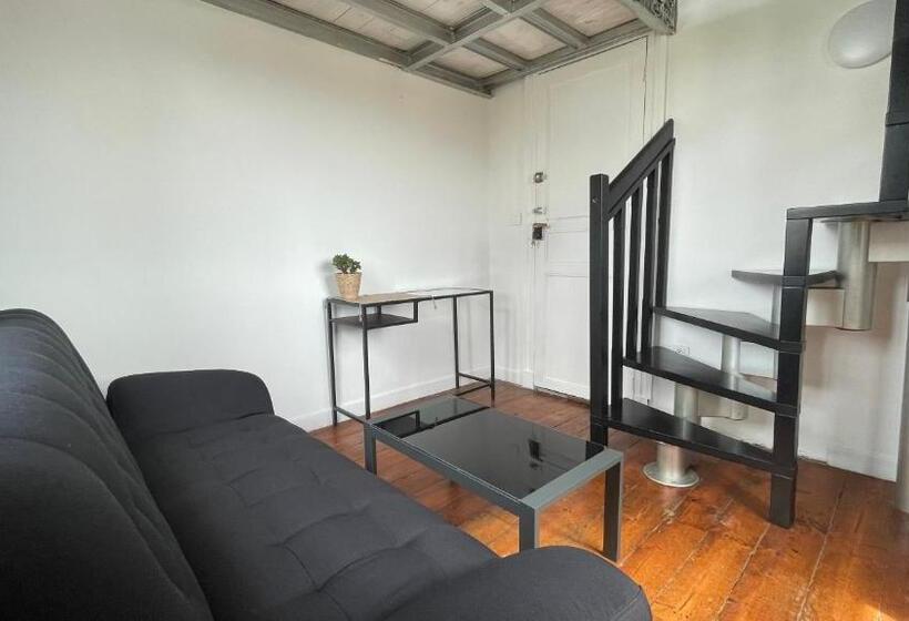 Le Doolie S Hostel B&b