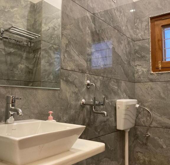 膳宿费 Anugraha Villa & Corporate House