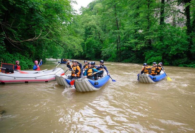 פנסיון Casa Bucatarului
