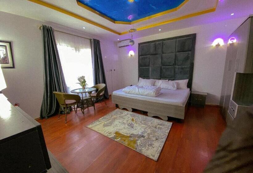 پانسیون Exclusive Pages