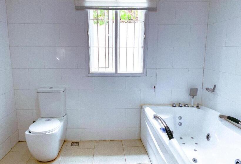 پانسیون Exclusive Pages