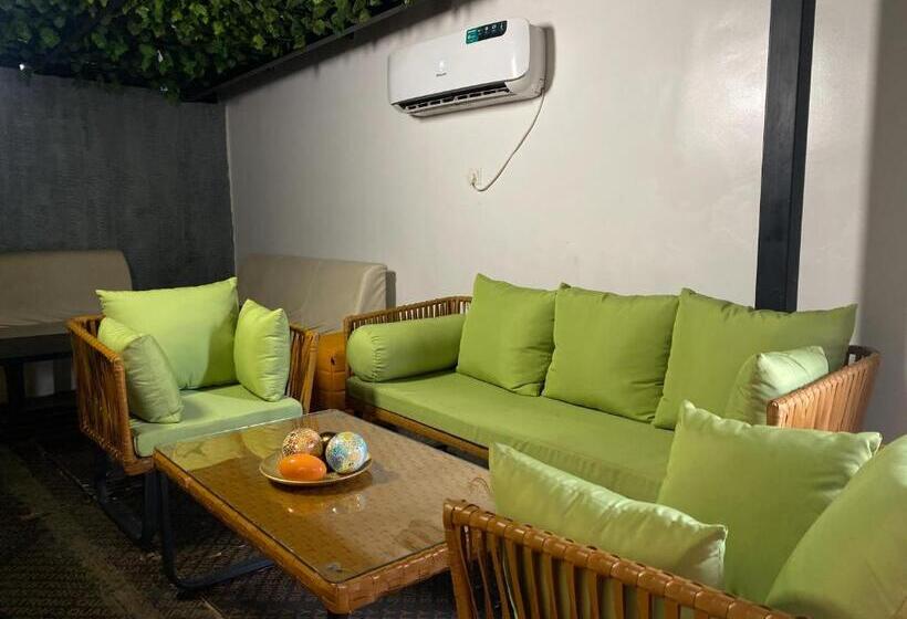 پانسیون Exclusive Pages