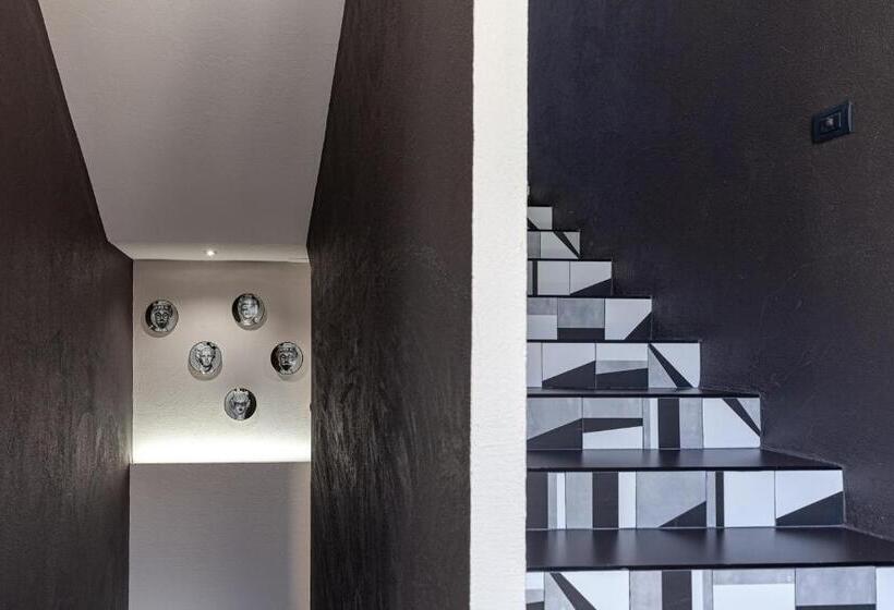 膳宿费 Rh Lifestyle Rooms & Suites