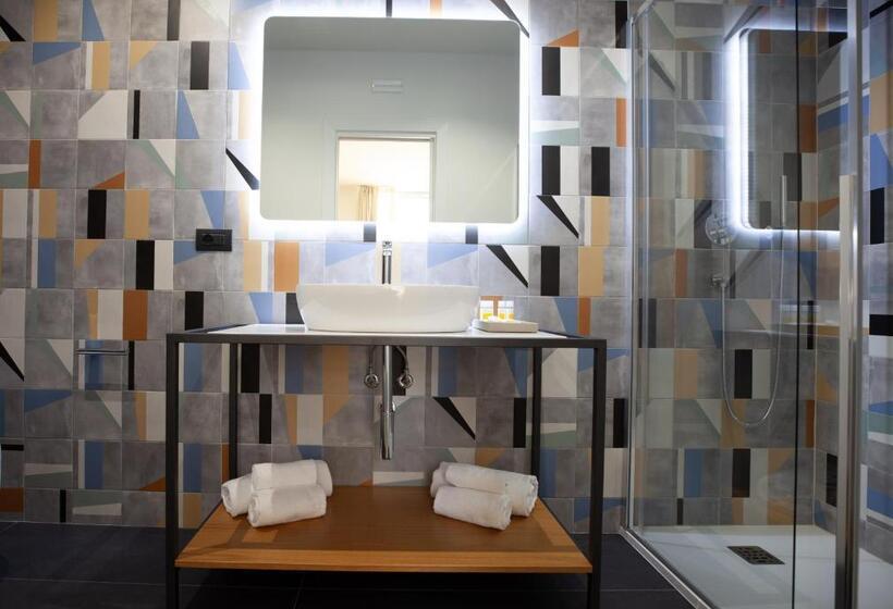 膳宿费 Rh Lifestyle Rooms & Suites