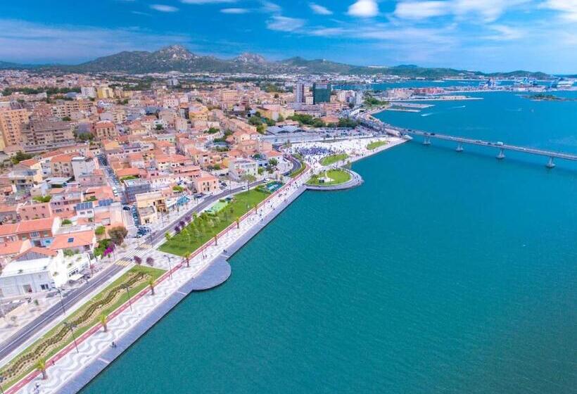 膳宿费 Rh Lifestyle Rooms & Suites