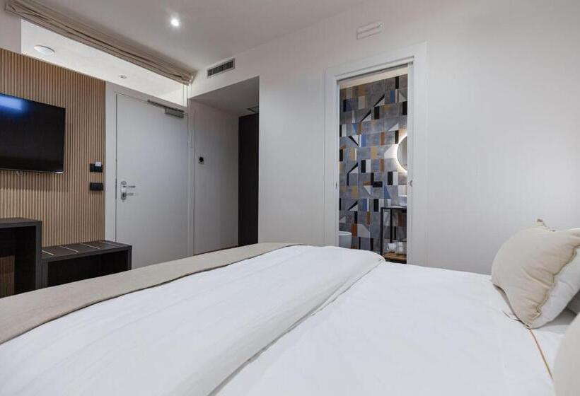 膳宿费 Rh Lifestyle Rooms & Suites