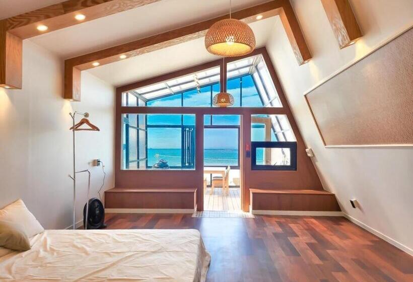 פנסיון Taean Stay The Delight Private