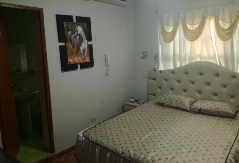 پانسیون Zorritos Plaza