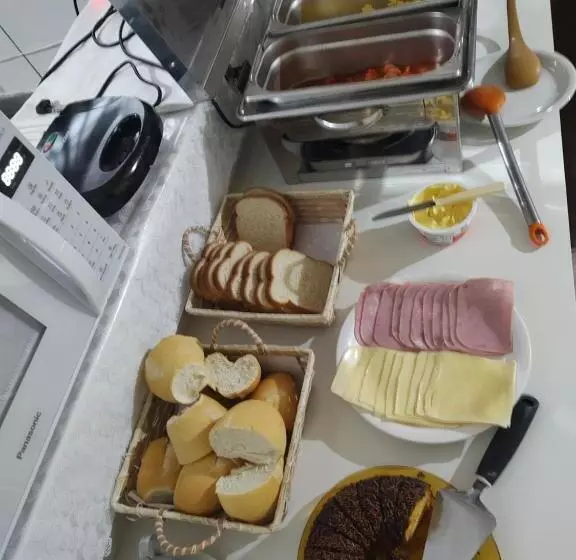 ユースホステル Pousada Martin Pescador Bombinhas