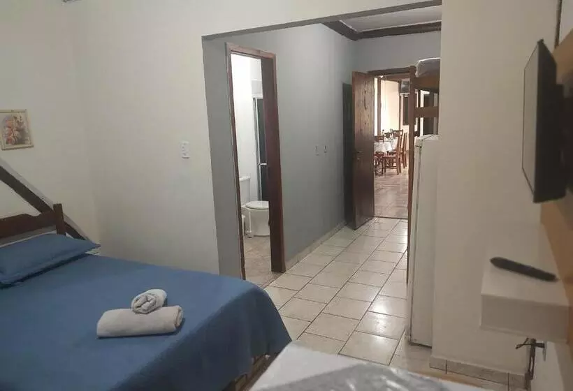 ユースホステル Pousada Martin Pescador Bombinhas