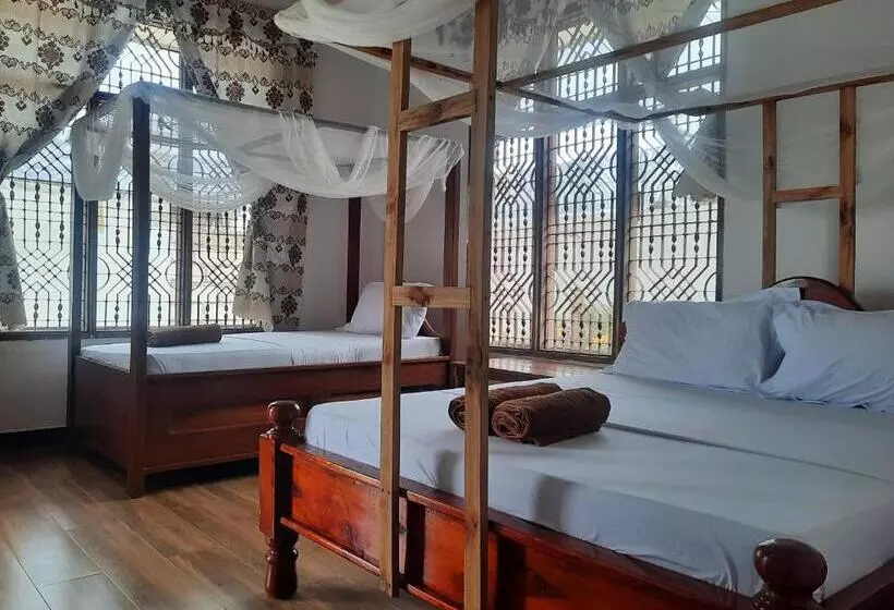 Aamiaismajoitus (B&B) Kajificheni House