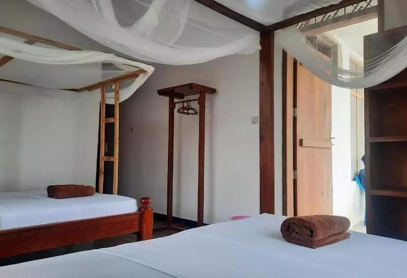 Aamiaismajoitus (B&B) Kajificheni House