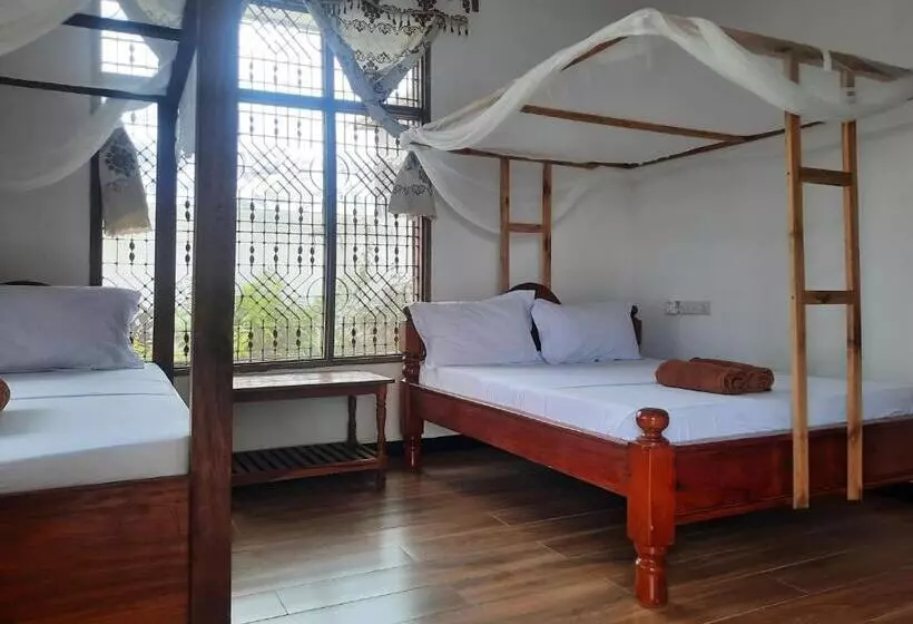 Aamiaismajoitus (B&B) Kajificheni House