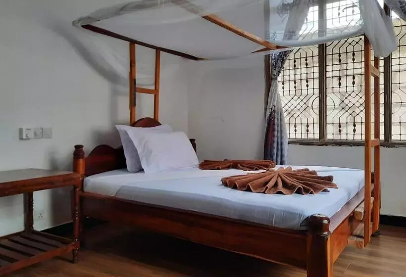 Aamiaismajoitus (B&B) Kajificheni House