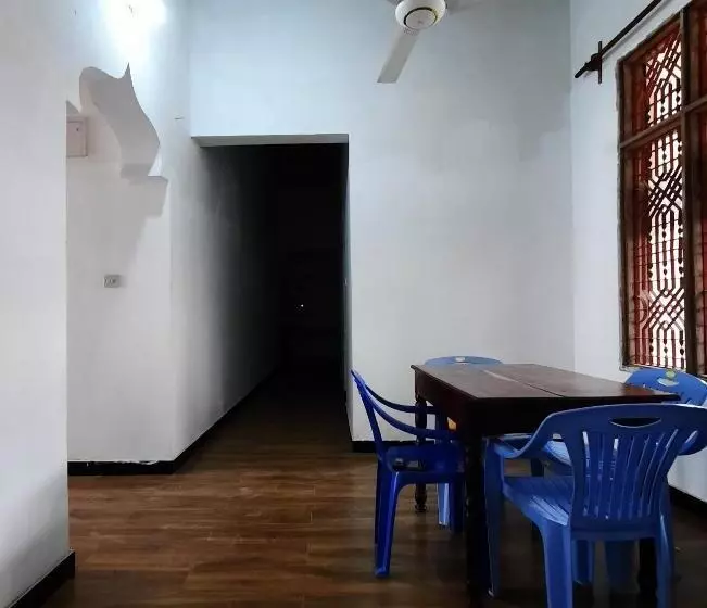 Aamiaismajoitus (B&B) Kajificheni House