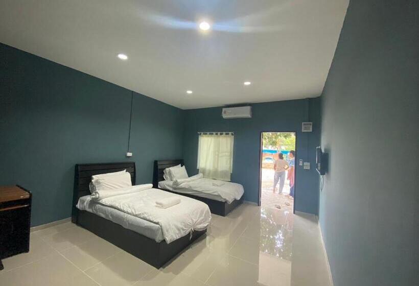 Collection O To The Sea Resort Thailand