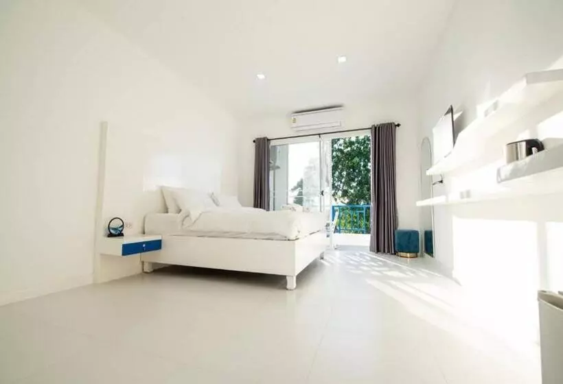 Collection O To The Sea Resort Thailand