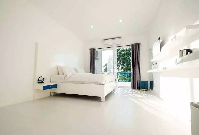 Collection O To The Sea Resort Thailand