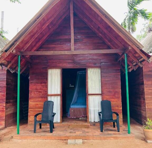 호텔 Cool Banyan Cabana