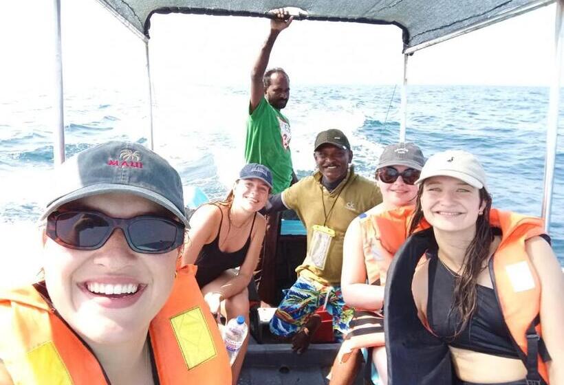 호텔 Cool Banyan Cabana