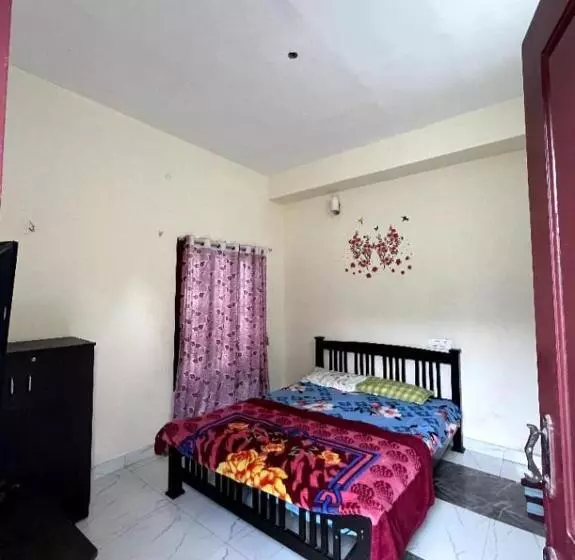 ホテル Kb House Kodaikanal