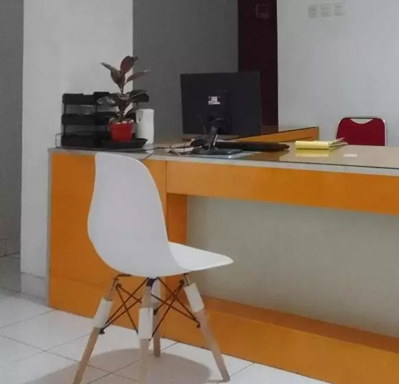 ホテル Oyo 93808 Lincoln Dormitory