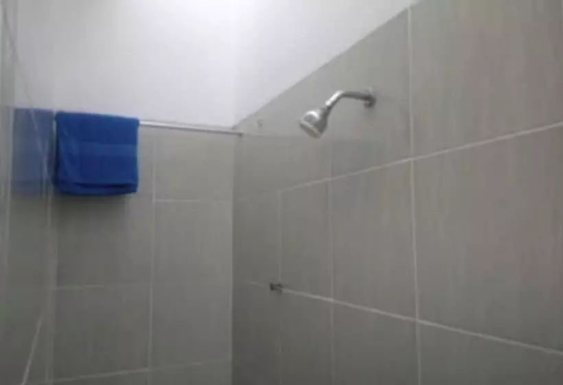 ホテル Oyo 93808 Lincoln Dormitory