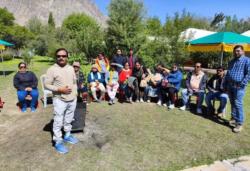 ホテル The Grand Ghazi Clover Camp Hunder, Nubra Valley