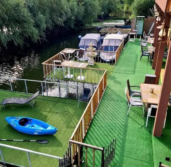 ペンション Casa Egreta Alba