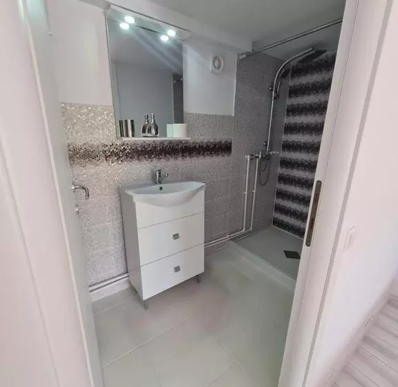 ペンション Casa Egreta Alba