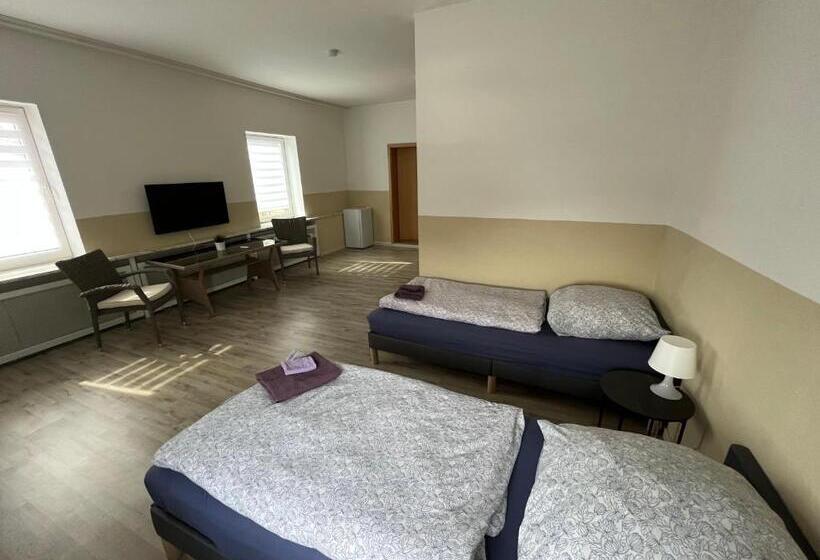 펜션 Doppelzimmer Mit Bad Fernseher