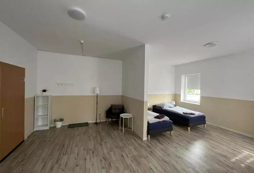 Majatalo Doppelzimmer Mit Bad  Fernseher