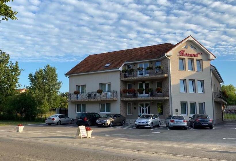 پانسیون Vila Roxana