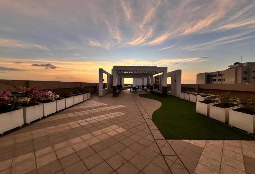 Seaview Near Picc Ccp Starcity Okada Airport Moa