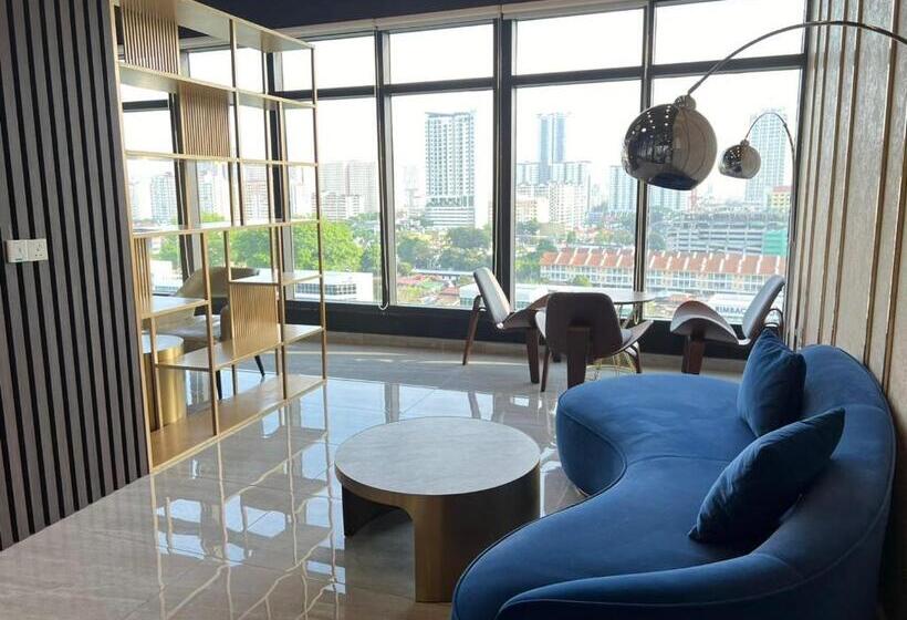 158 Urban Suites Georgetown New Condo City View