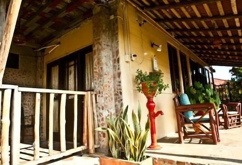 هاستل Dim S Hostal