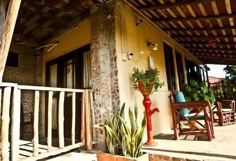 هاستل Dim S Hostal